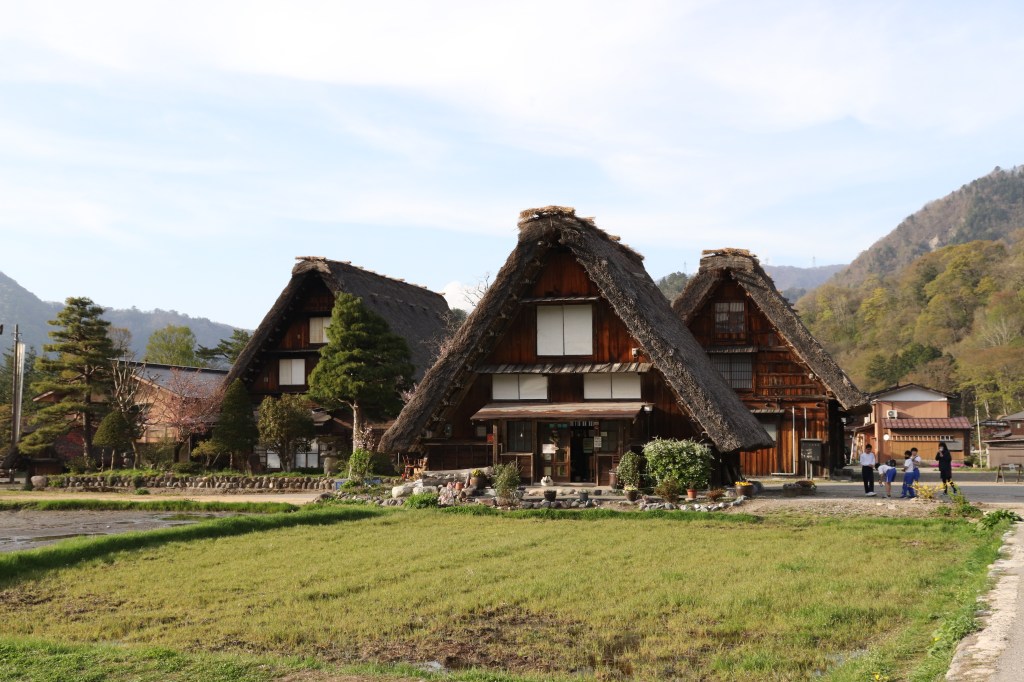 Geschützt: 19日 4月: Takayama und Shirakawa-gō